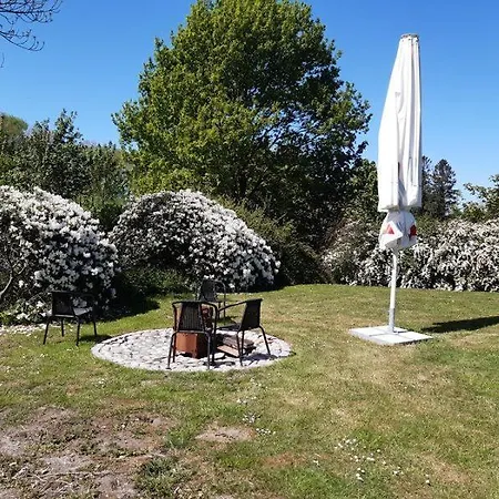 Luxuswohnung, 90 Qm, Balkon, Lage In