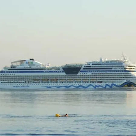 Luxuswohnung, 90 Qm, Balkon, Lage In Kollmar