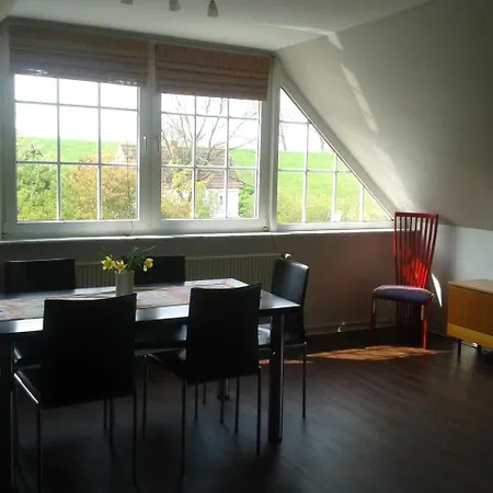 公寓 Luxuswohnung, 90 Qm, Balkon, Lage In Kollmar