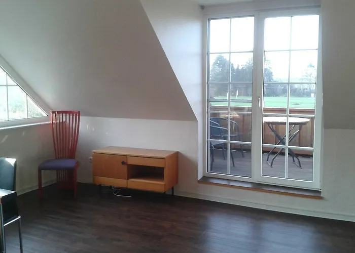 Luxuswohnung, 90 Qm, Balkon, Lage In Apartamento